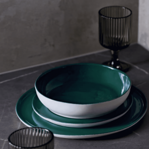 Maison Sucree’ Servizio Di Piatti Bassano In Gres Porcellanato Bicolore Verde