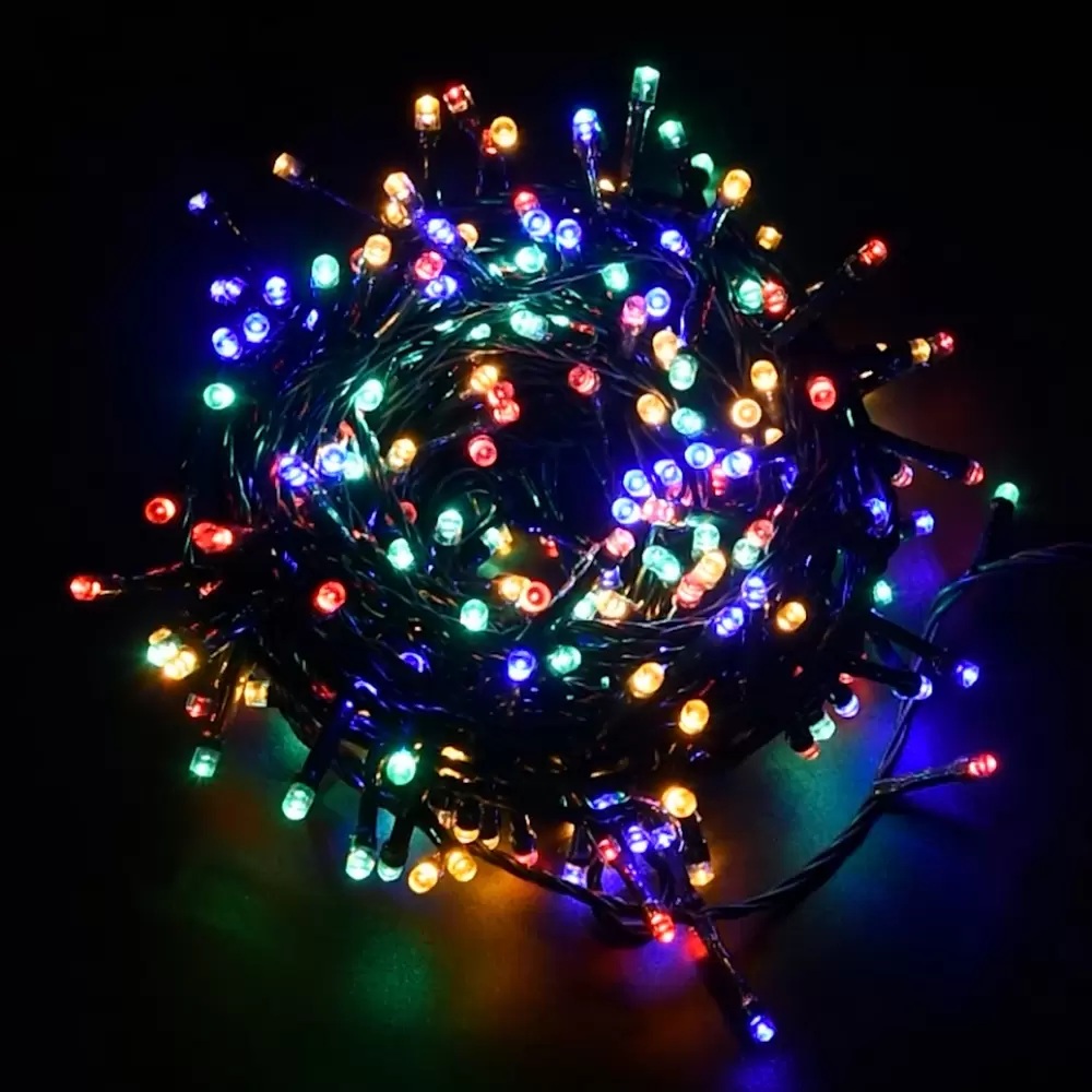 Catena di luci 15 metri da 300 Led Multicolore con cavo verde Wisdom - immagine 7