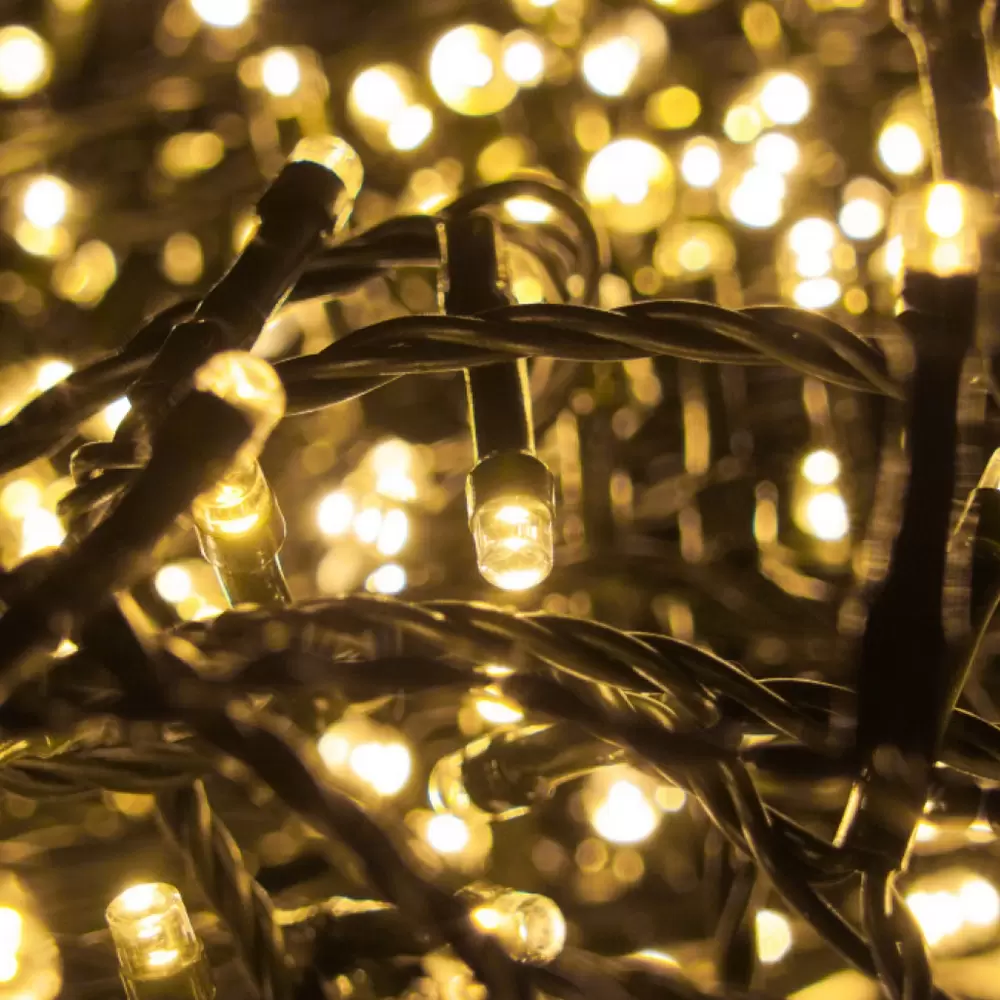 Catena di luci 25 metri da 500 Led Bianco Caldo con cavo verde Wisdom - immagine 4